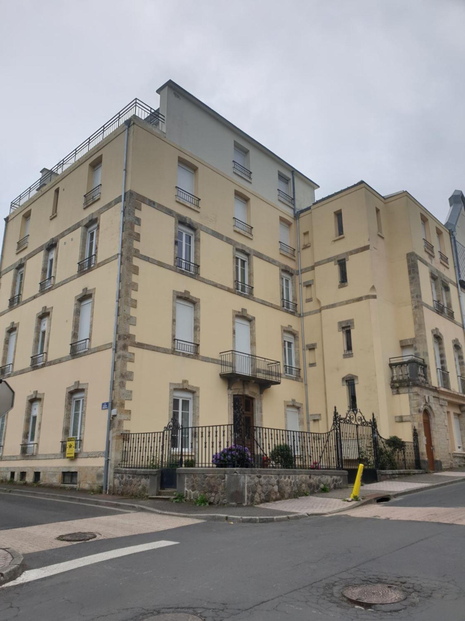 Lou Cantou La Bourboule Exterior photo